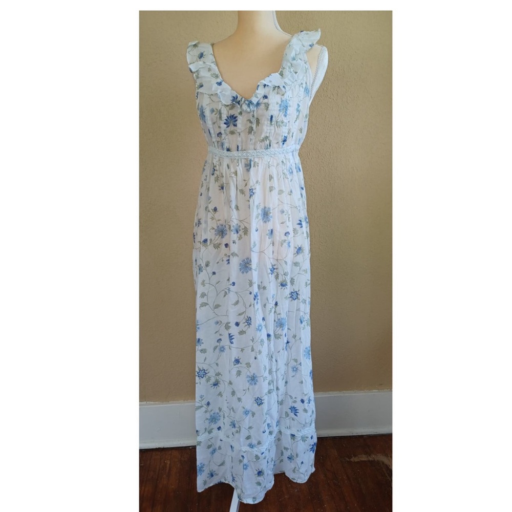 Vintage 9’0s “Victoria's Secret Country” Floral Ruffle Dress Nightgown M Cottage